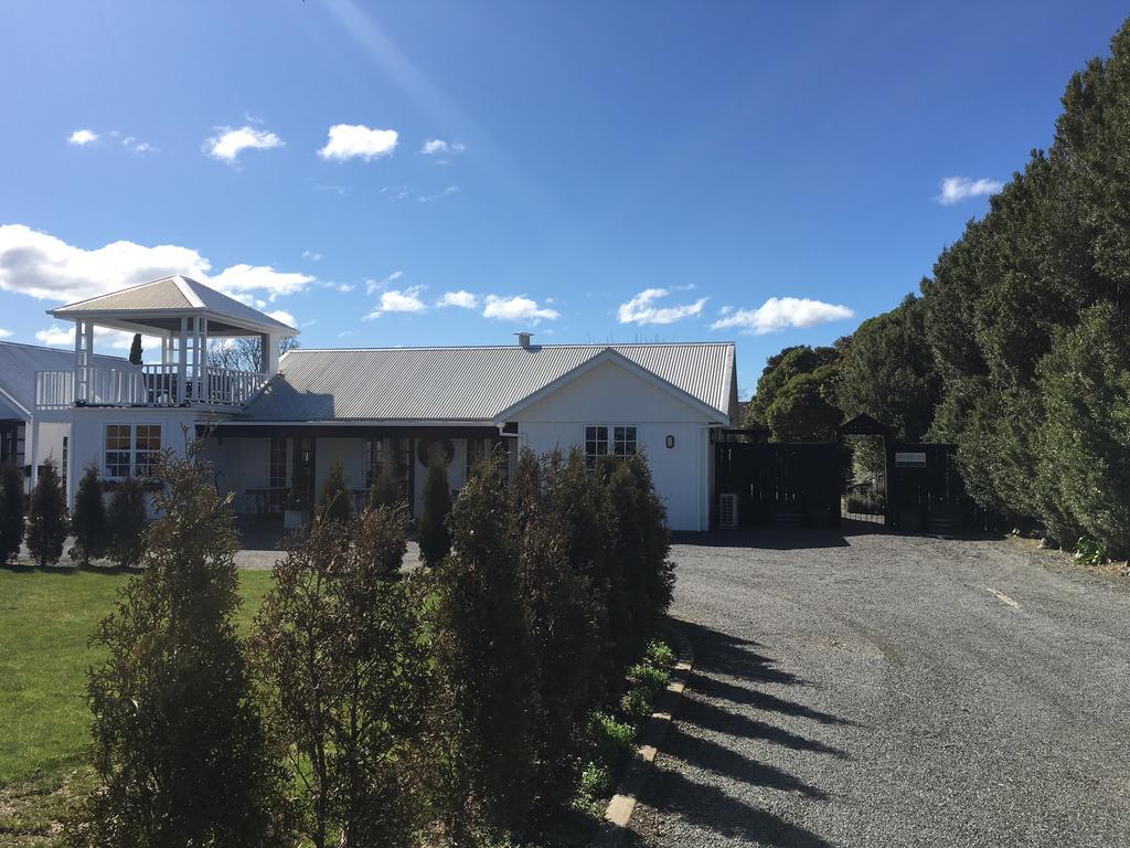 Aylstone Martinborough Hotel Buitenkant foto