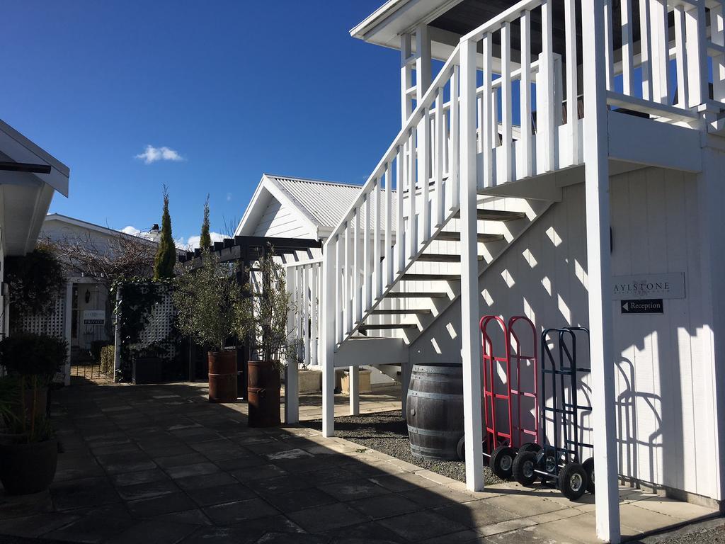 Aylstone Martinborough Hotel Buitenkant foto